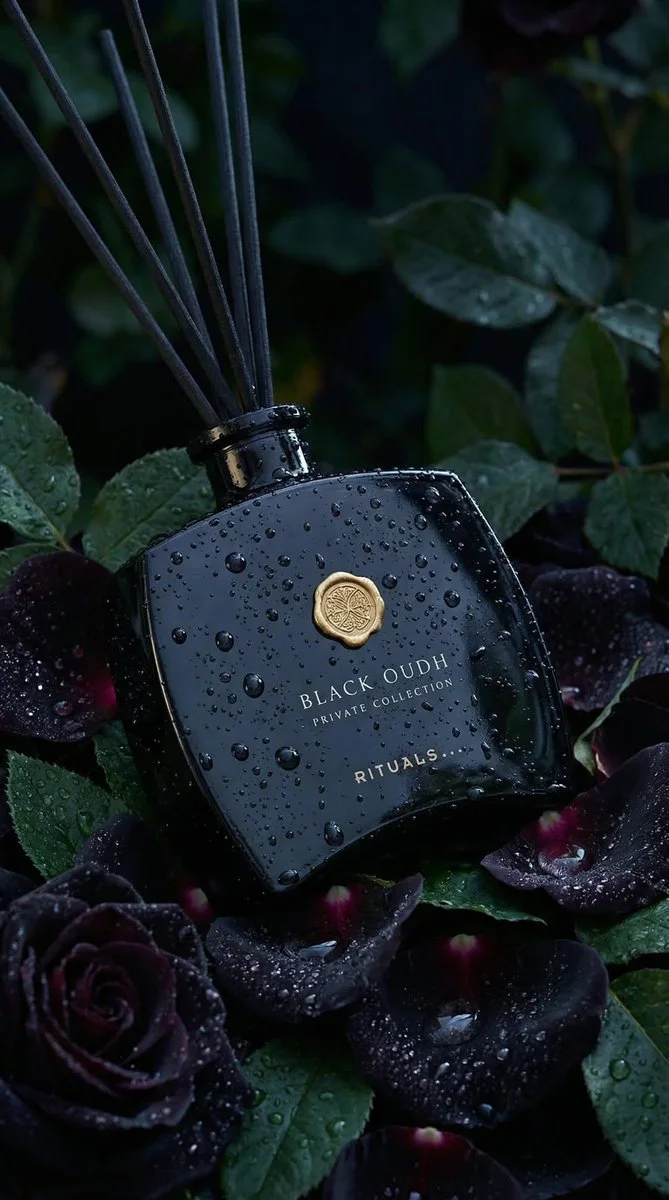 Dark luxury diffuser shot by Oogie